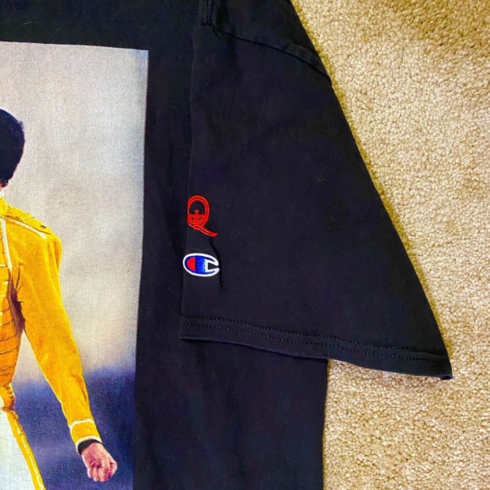 VERY RARE Freddie Mercury x Champion Tee - Picture 3 of 3
